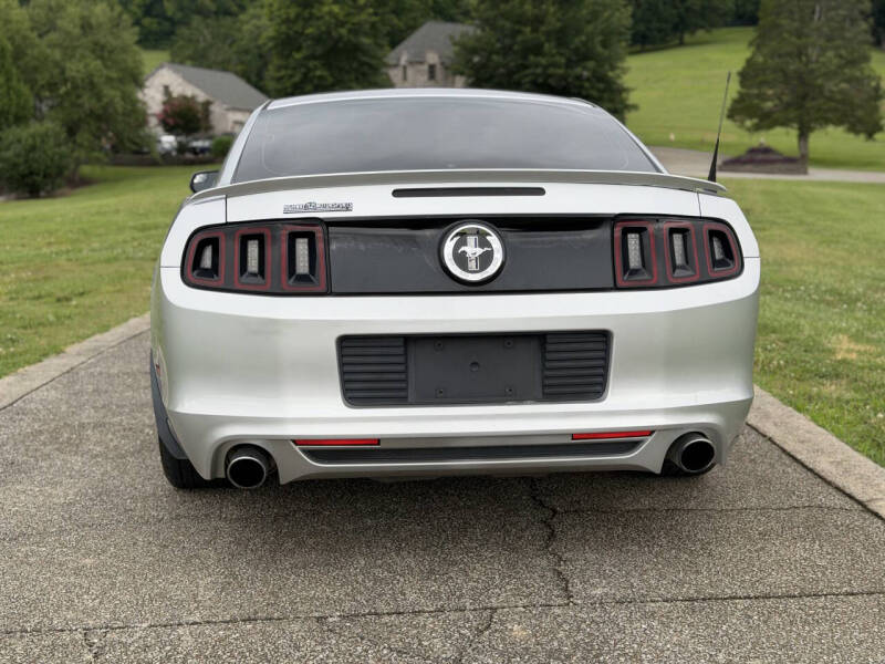 2013 Ford Mustang V6