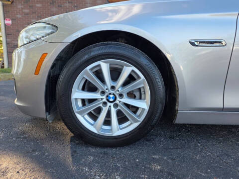 2015 BMW 5 Series 528i