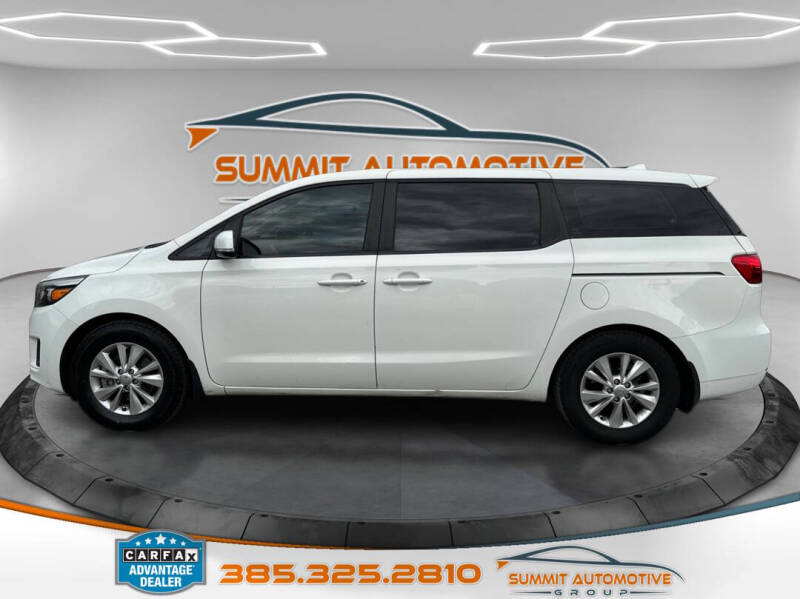 2016 Kia Sedona L