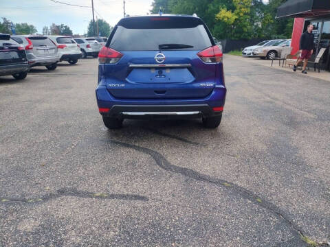 2020 Nissan Rogue SV