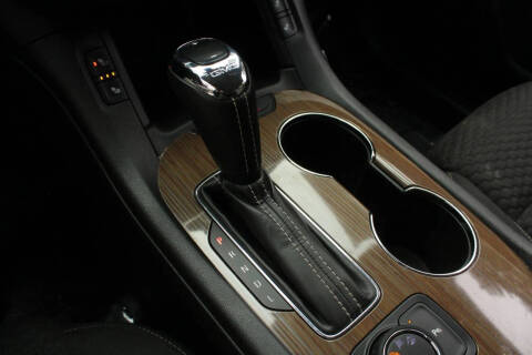 2017 GMC Acadia SLE-2