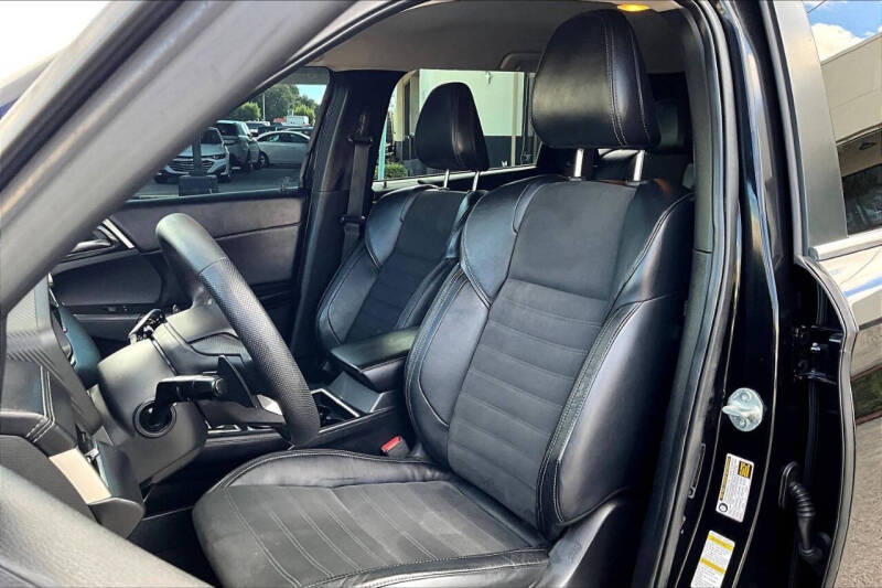 2022 Mitsubishi Outlander SE