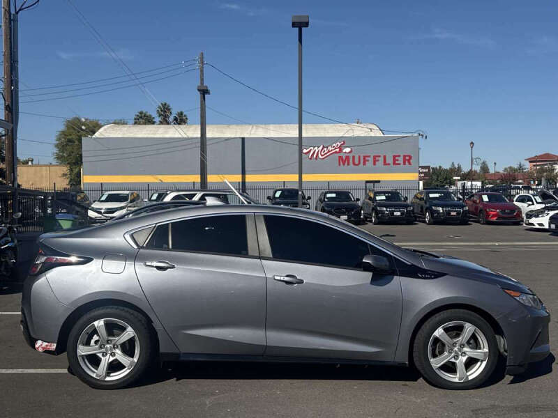 2018 Chevrolet Volt LT