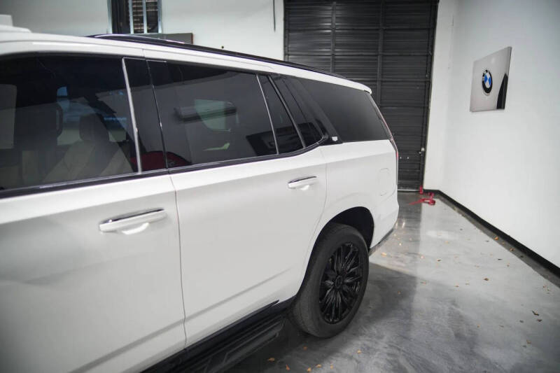 2024 Cadillac Escalade Premium Luxury