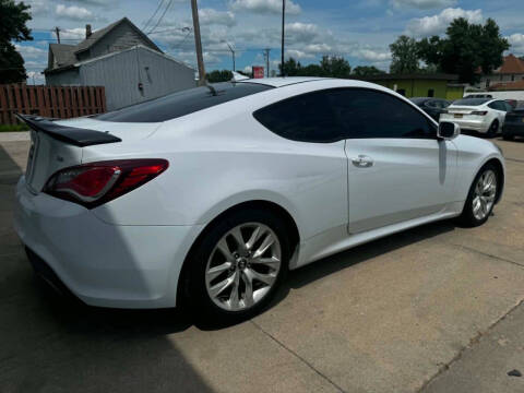 2016 Hyundai Genesis Coupe 3.8