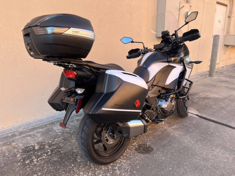 2019 Kawasaki Versys 1000 SE LT+