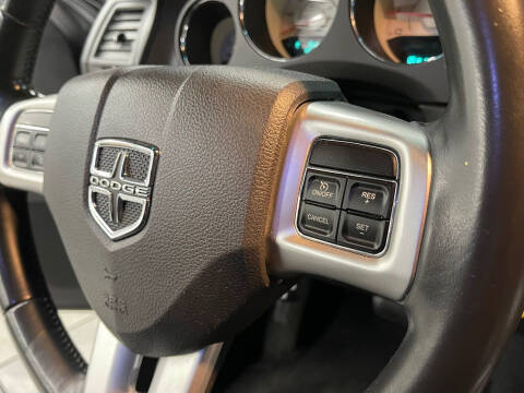 2012 Dodge Challenger SXT