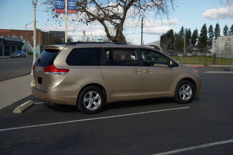 2011 Toyota Sienna