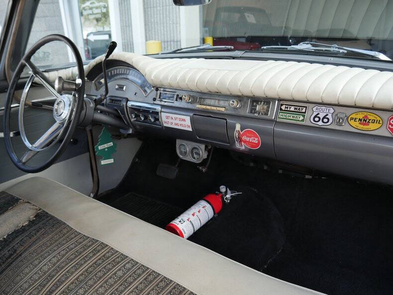 1957 Ford Fairlane
