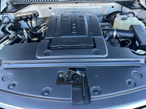 2013 Lincoln Navigator L