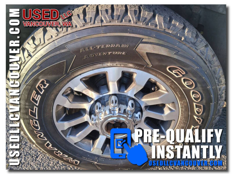 2001 Ford Excursion XLT