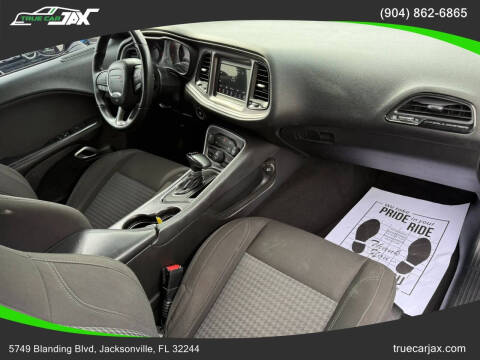 2019 Dodge Challenger SXT