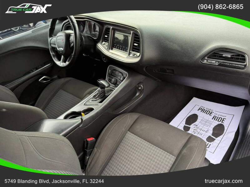 2019 Dodge Challenger SXT