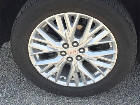 2024 GMC Acadia Elevation