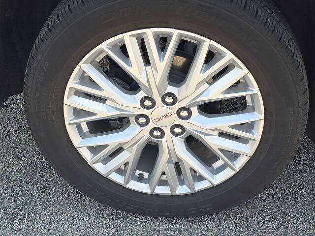 2024 GMC Acadia Elevation
