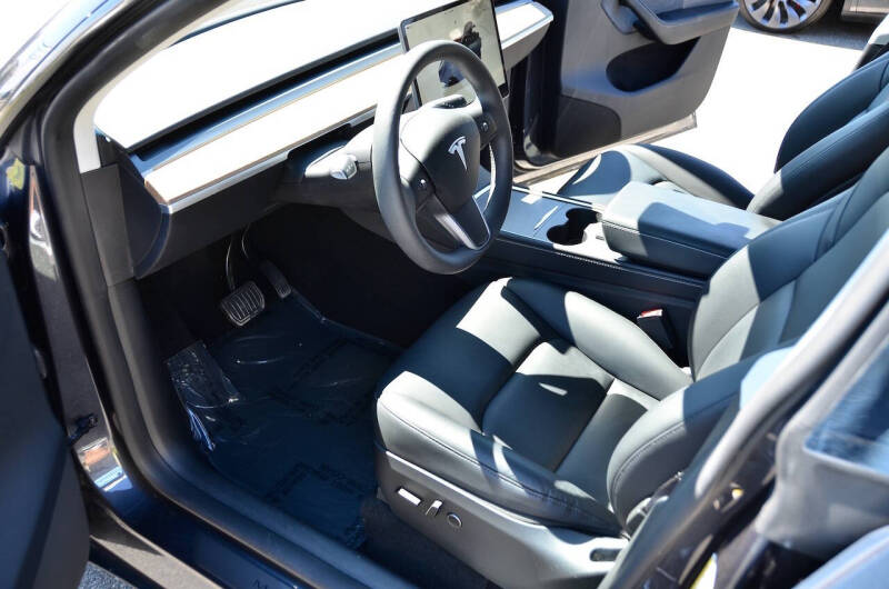 2024 Tesla Model Y Long Range