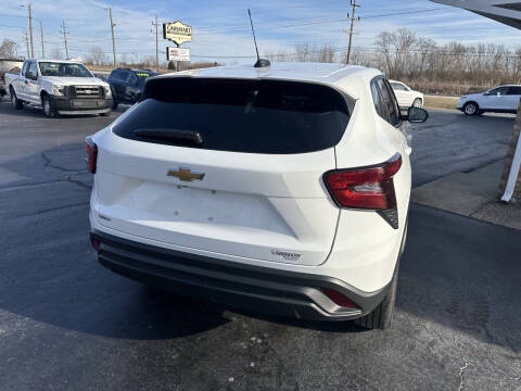 2025 Chevrolet Trax LS