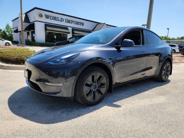 2024 Tesla Model Y 4