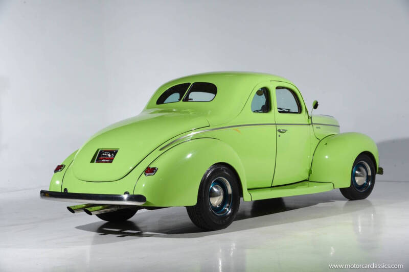 1940 Ford Deluxe