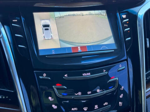 2018 Cadillac Escalade Luxury