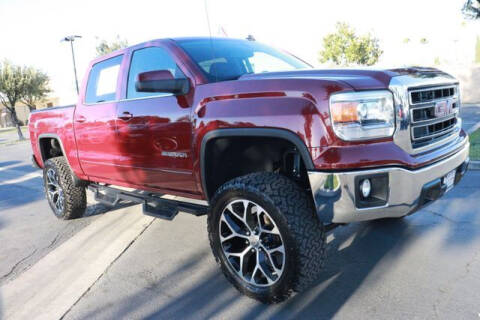 2014 GMC Sierra 1500 for sale at DIAMOND VALLEY HONDA in Hemet CA