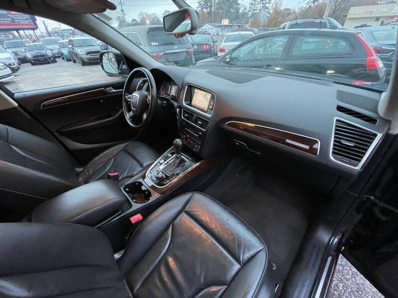 2012 Audi Q5 Premium photo 13