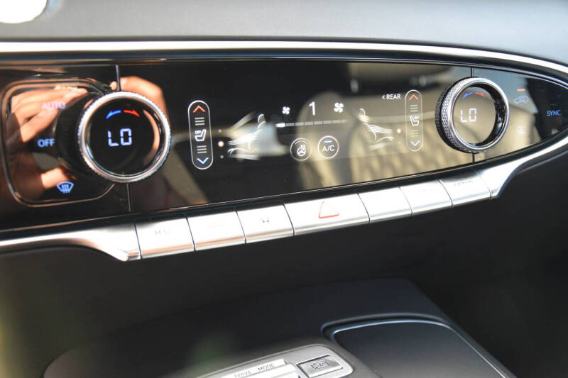 2022 Genesis GV70 3.5T Sport