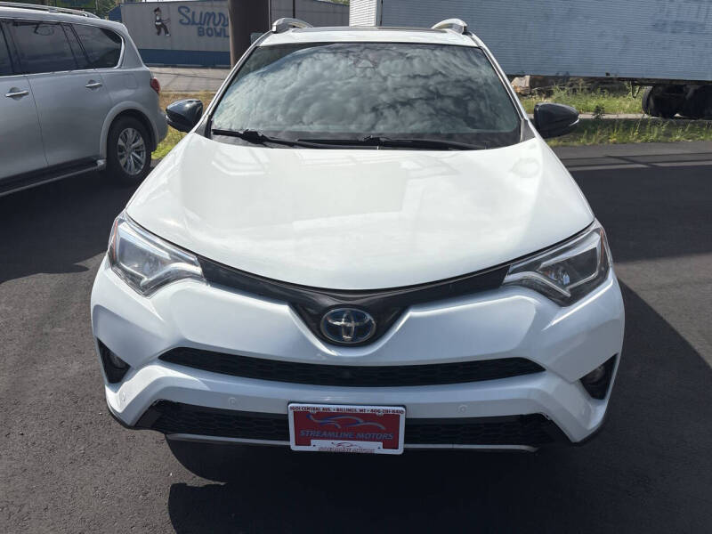 2017 Toyota RAV4 Hybrid SE