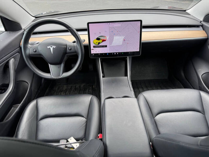 2019 Tesla Model 3 Mid Range