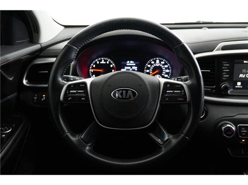 2020 Kia Sorento S V6