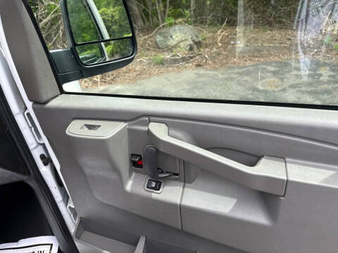 2021 Chevrolet Express 2500
