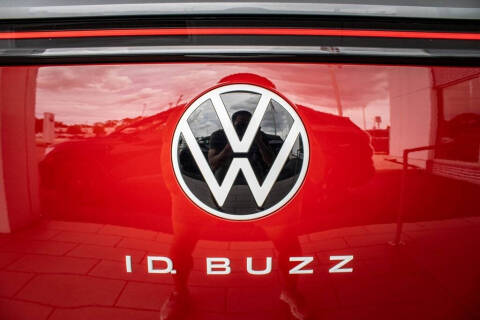 2025 Volkswagen ID. Buzz Pro S Plus