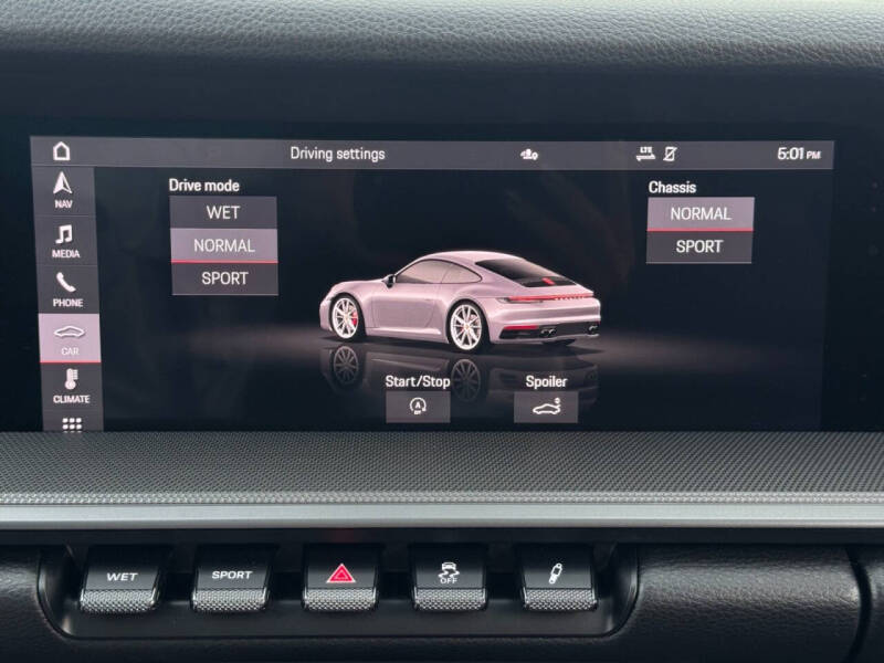 2021 Porsche 911 Carrera