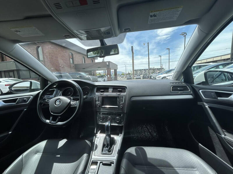 2015 Volkswagen e-Golf SEL Premium