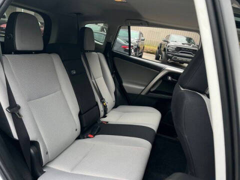 2018 Toyota RAV4 Hybrid XLE