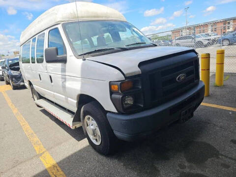 2014 Ford E-Series E-250
