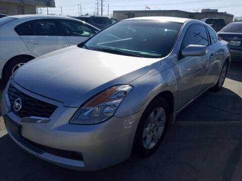 2009 Nissan Altima for sale at Auto Haus Imports in Grand Prairie TX