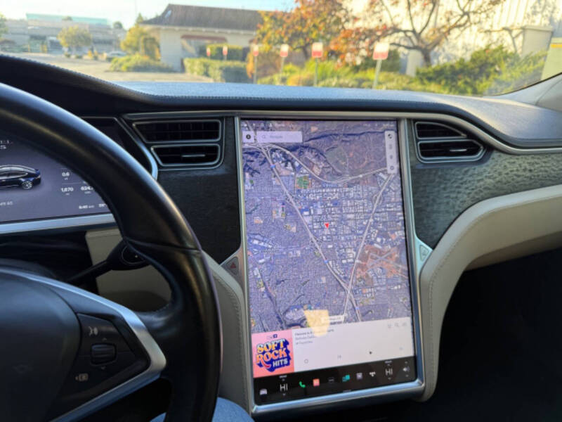 2013 Tesla Model S