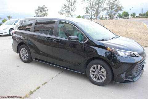 2024 Toyota Sienna LE 8-Passenger
