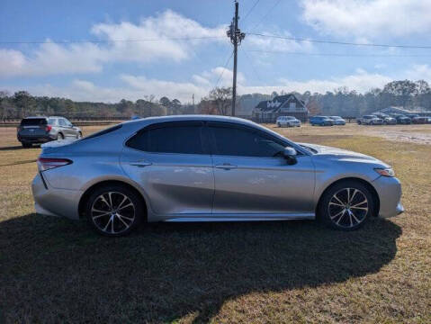 2020 Toyota Camry SE