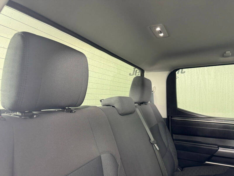 2022 Toyota Tundra SR5