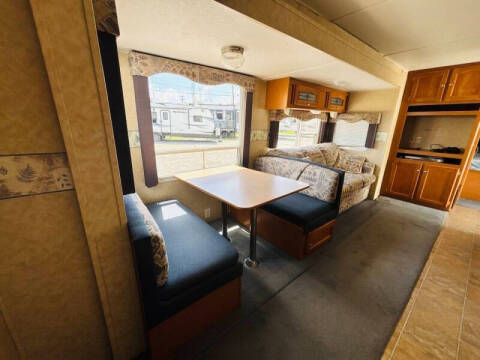 2006 Dutchmen Fourwinds 31B
