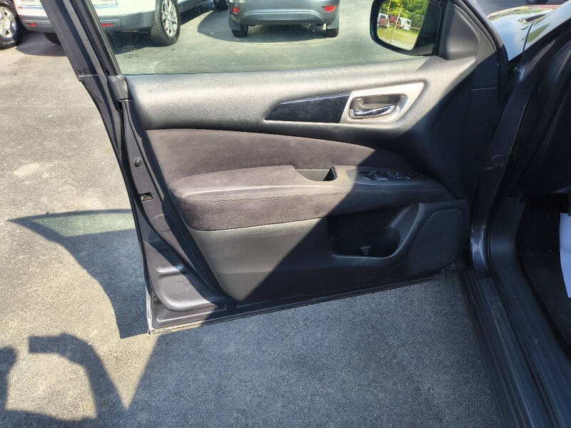 2013 Nissan Pathfinder S