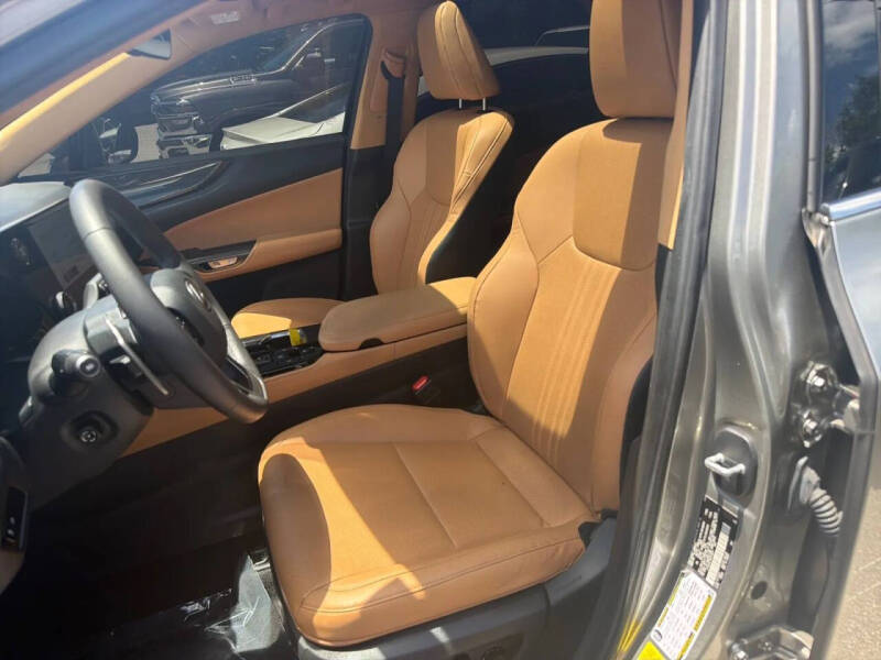 2024 Lexus NX 250 Premium