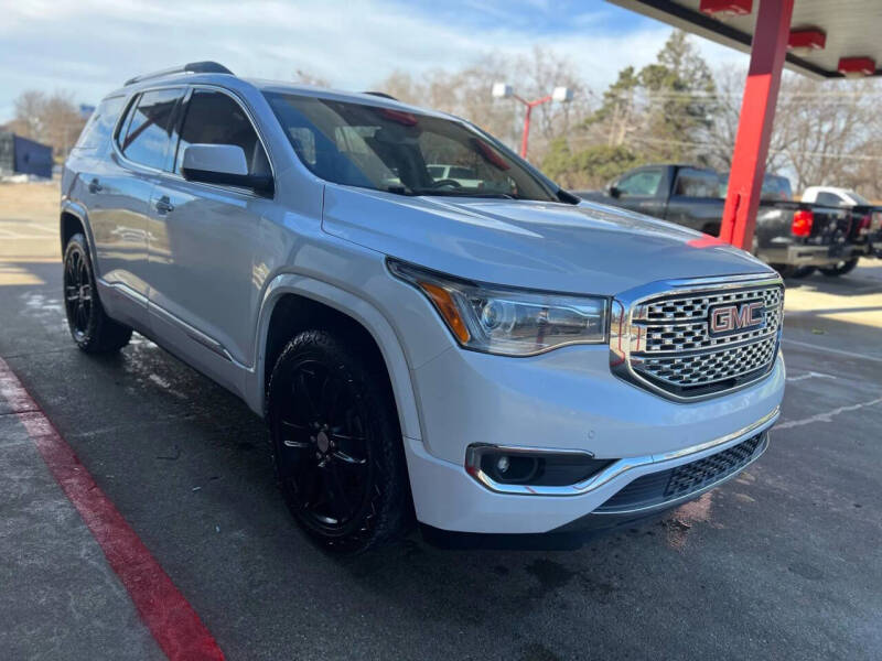 2017 GMC Acadia Denali
