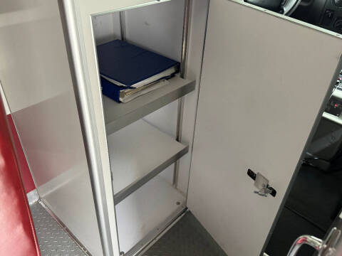 2010 Ford E-Series E-450 SD