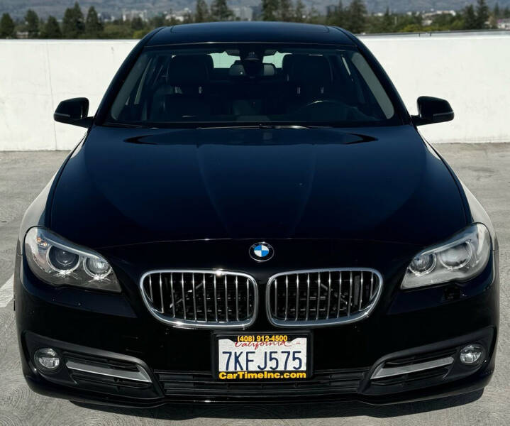 2015 BMW 5 Series 528i