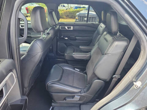 2022 Ford Explorer ST