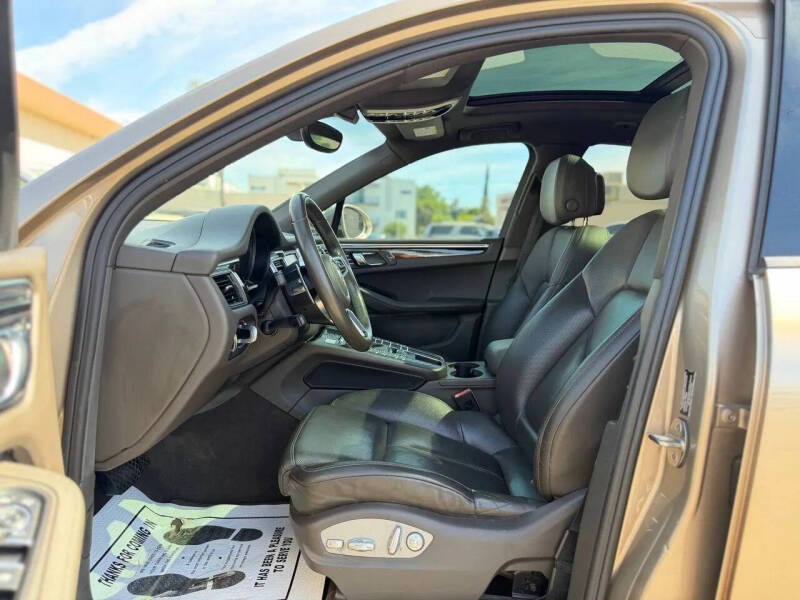 2016 Porsche Macan S