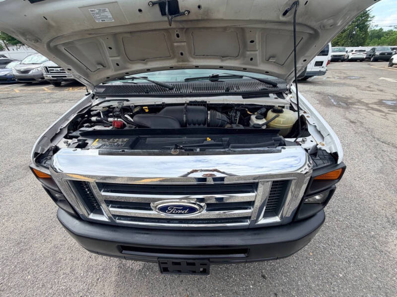 2014 Ford E-Series